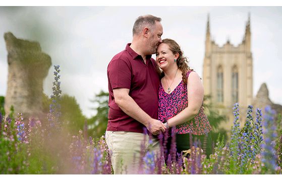 Couples portraits Abbey Gardens